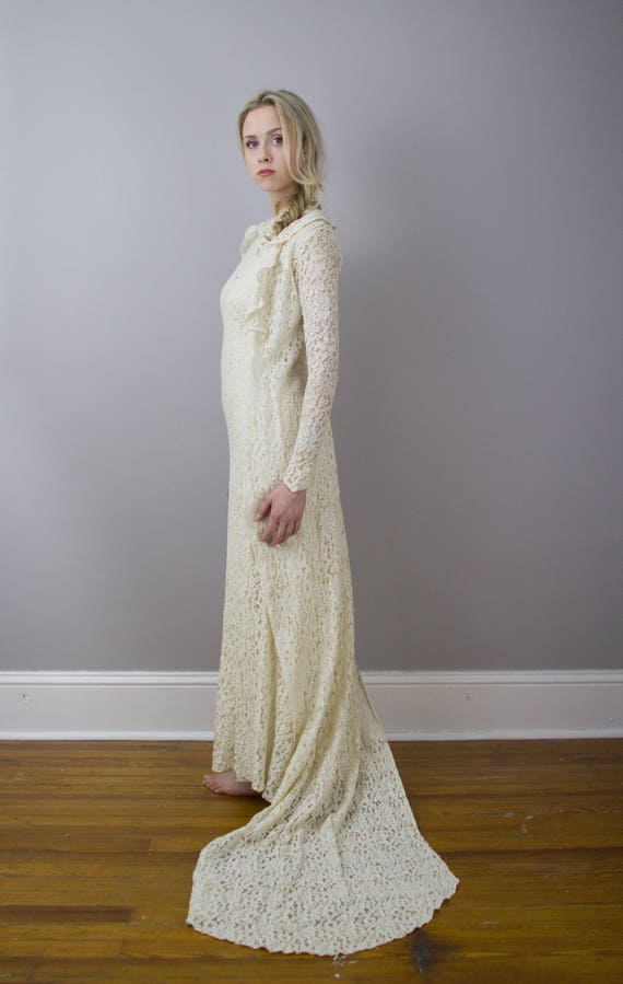 1930's Lace wedding gown with matching long jacke… - image 2