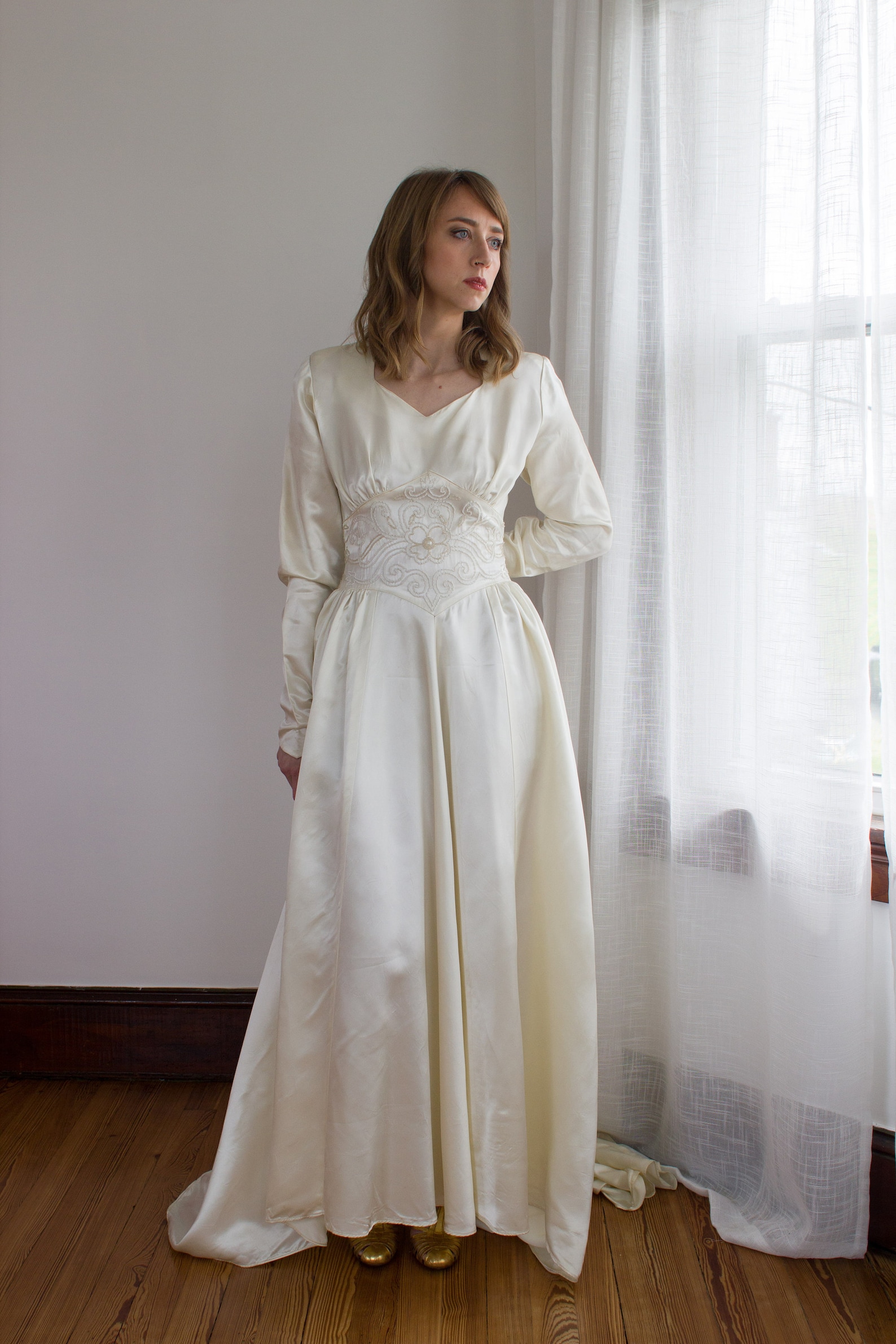 1940's Beaded Satin Wedding Dress / Long Sleeves / Size - Etsy