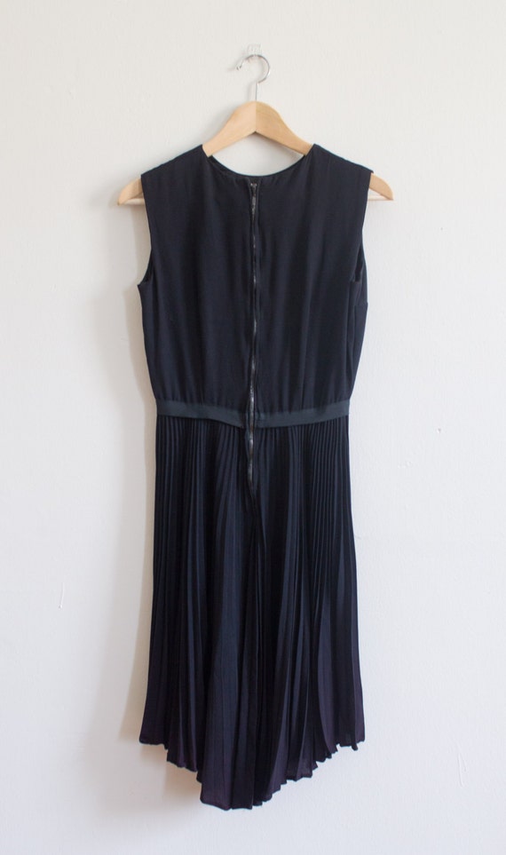 1960's Black Pleated Skirt Dress / Cocktail / Par… - image 4
