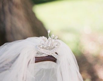 1960's Veil with Rhinestone Crown