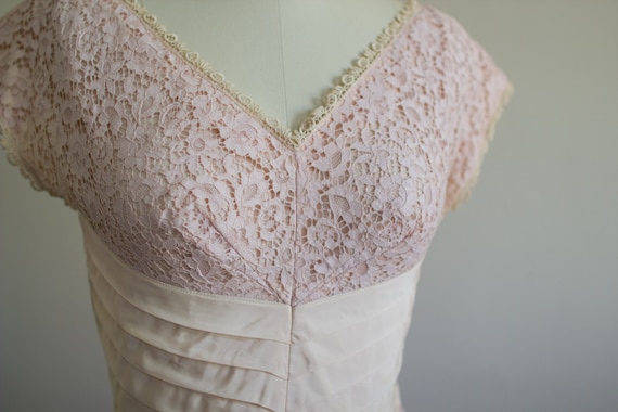 1950's Lace / Pink / Peach Party Dress / Size M - image 5