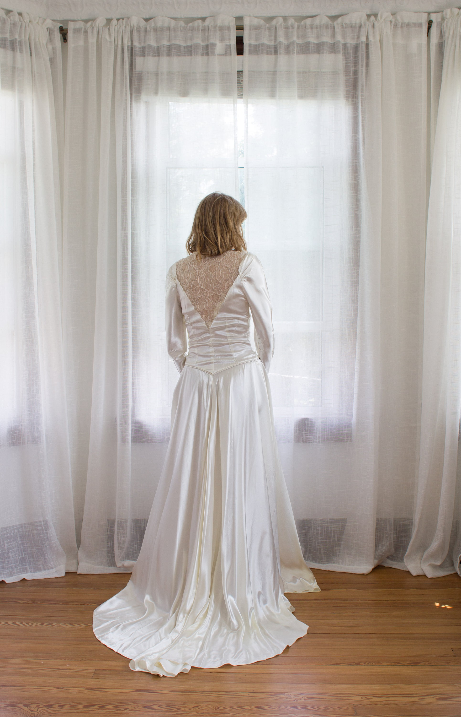 1940s lace wedding dress 1940s Handmade Irish Lace White Gown  Annie's Ibiza Online