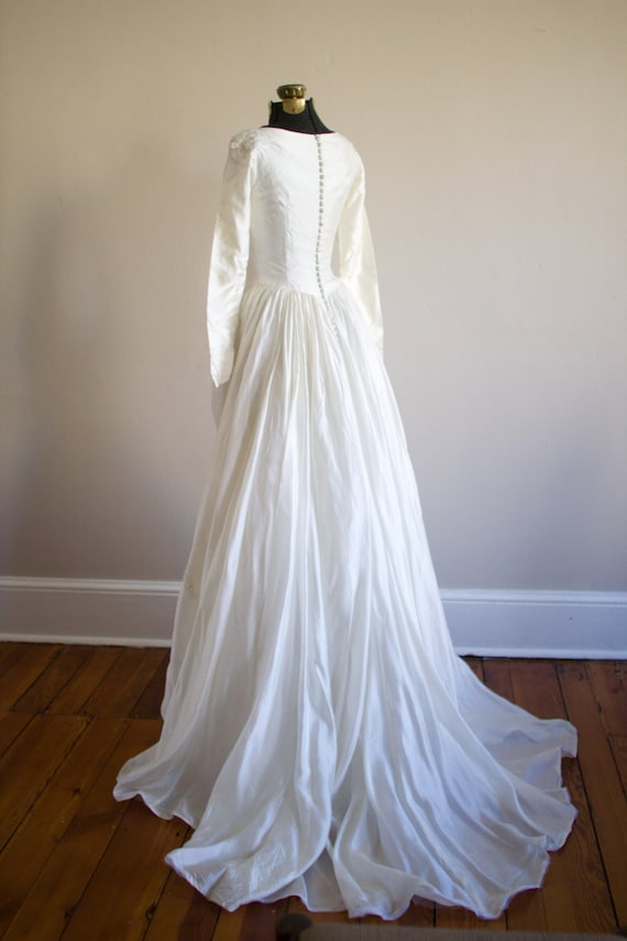 1950's Embellished Silk Wedding Gown / Size XS S … - image 5