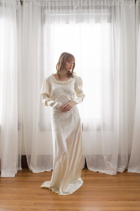 1930's art deco satin wedding dress / low back / l