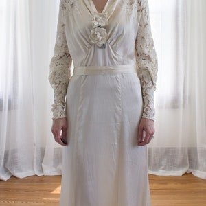 1930's silk art deco wedding dress / size medium / lace / long sleeves / antique gown image 6