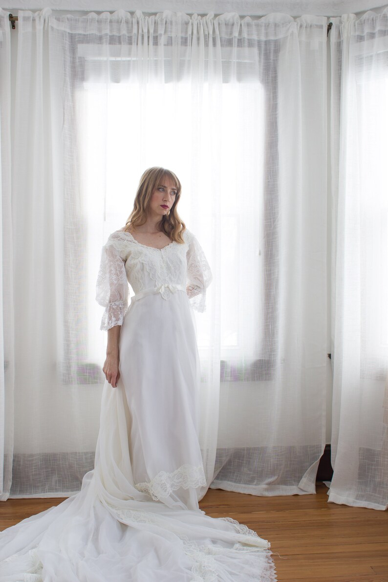 Romantic 1980's puffed sleeve chiffon and lace wedding dress / size Small Medium image 1