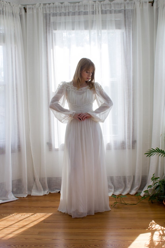 1930's sheer chiffon balloon sleeve wedding dress… - image 9