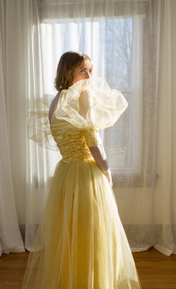 1940's Golden Yellow Tulle strapless gown with Puf