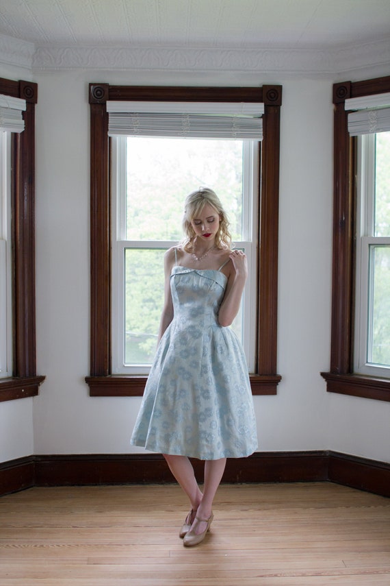 Vintage 1950's cocktail dress / silver blue / siz… - image 1