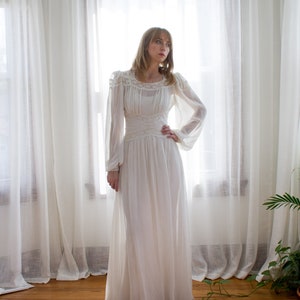 1930's sheer chiffon balloon sleeve wedding dress / bishop sleeve / lace / covered button / art deco / size XS image 10