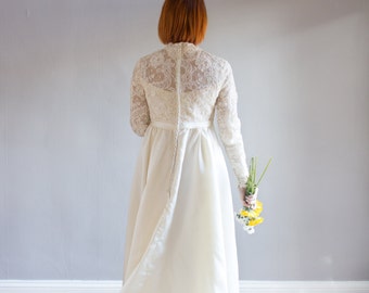 1960's Alfred Angelo Lace Long Sleeve Wedding Gown / S/M / Petite - Etsy