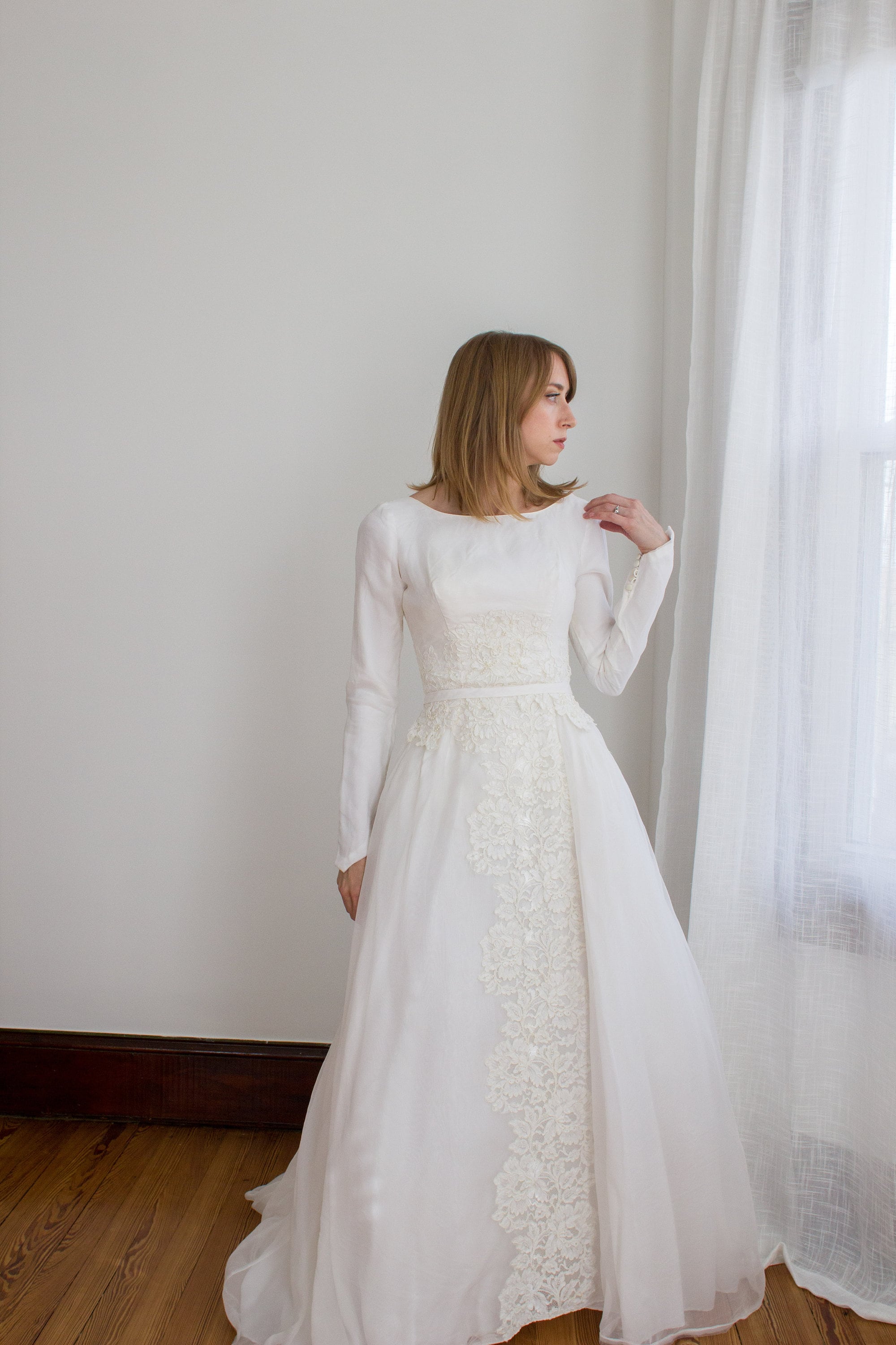 スーツ・フォーマル・ドレス CUT SEW LACE HARNESS DRESS St. Phoenix Corset Dress - Elegant Corset Gown for Weddings
