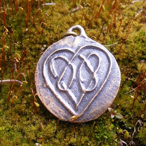 Celtic Heart Love Knot Bronze Pendant