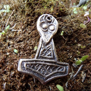Viking Thor&#39;s Hammer Mjölnir Bronze Pendant