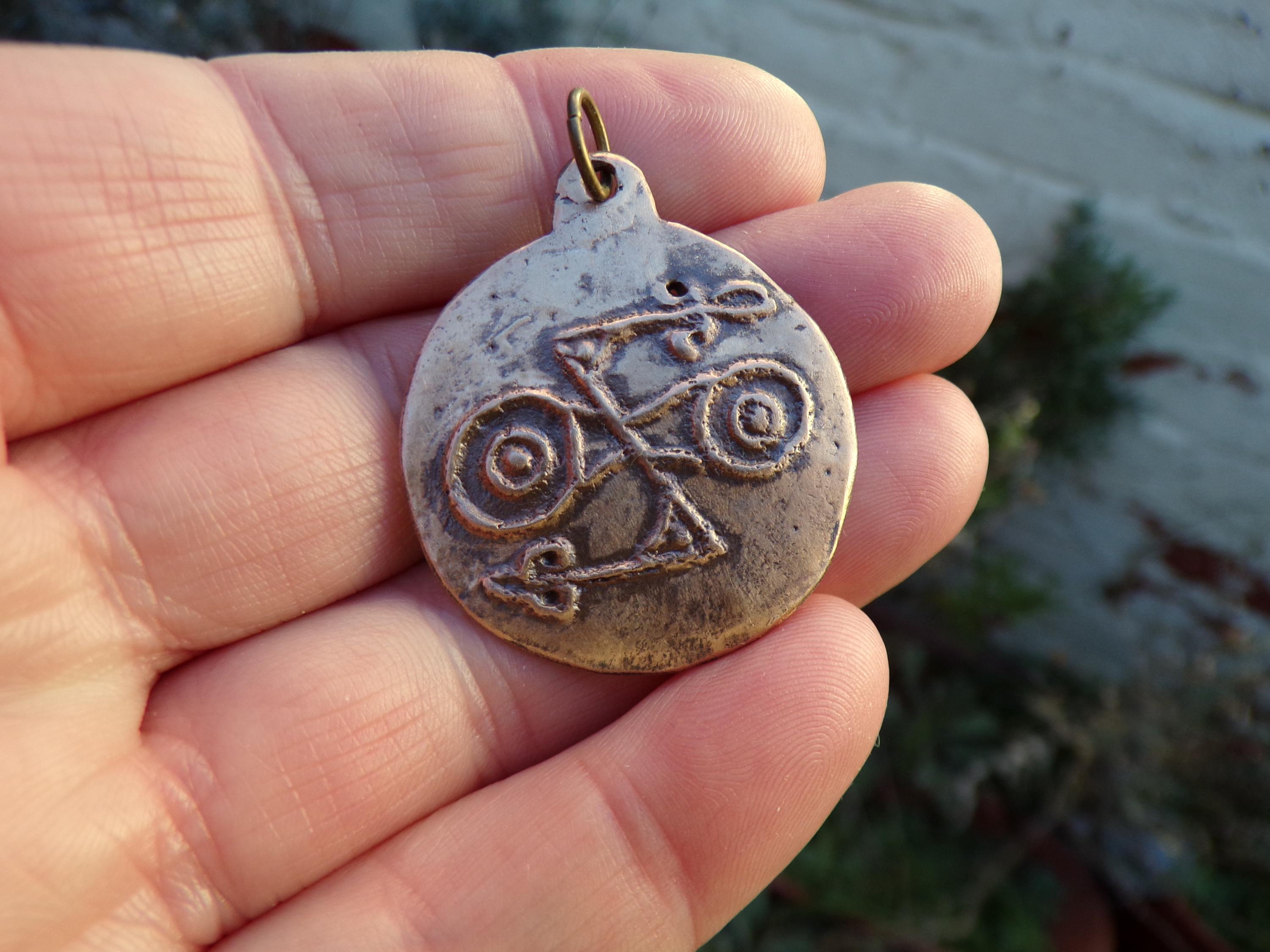 Scottish Pictish Double-disk Z-rod Bronze Pendant - Etsy