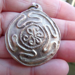 Hekates Rad Bronze Anhänger