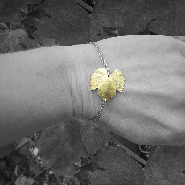 Bracelet feuille vignes or, feuille en laiton martelé, finition en acier inoxydable, art nouveau, raisins