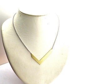 Hammered golden chevron V necklace, hammered asymmetric brass V, stainless steel chain and finishing, mixed metals, minimal, minimalist