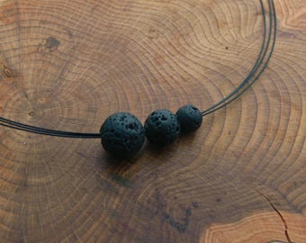 Collar minimalista de piedra de lava, cuenta de piedra de lava negra, acabado de acero inoxidable, cables de acero inoxidable, difusor de aceites esenciales