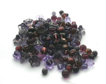 Purple beads mix, 120 pieces of purple glass and resin beads in different shapes, different shades of purple, 60 g, vintage beads