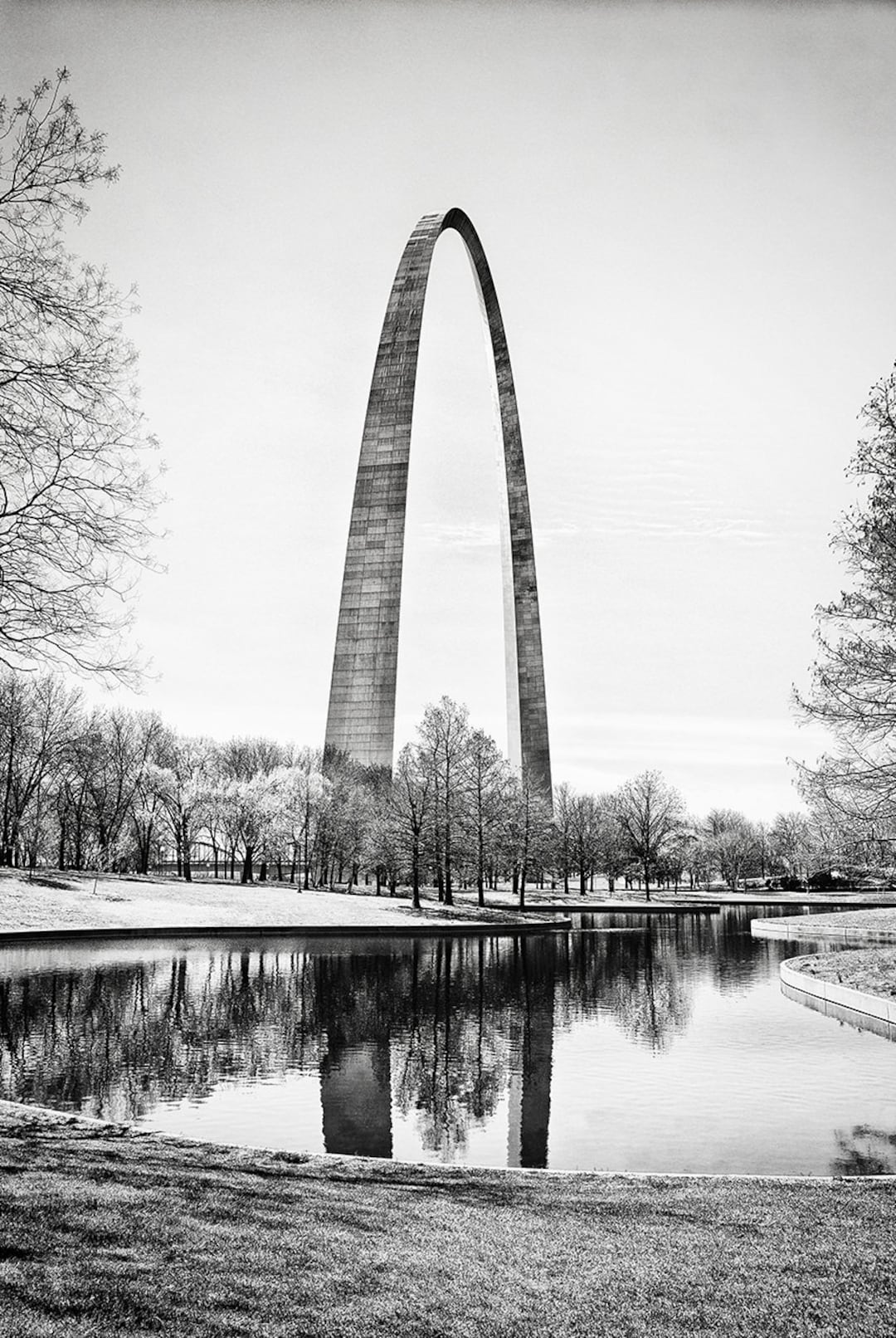 SAINT LOUIS ブラック オブジェ The St. Louis Arch (black & White Matte Print) - Etsy