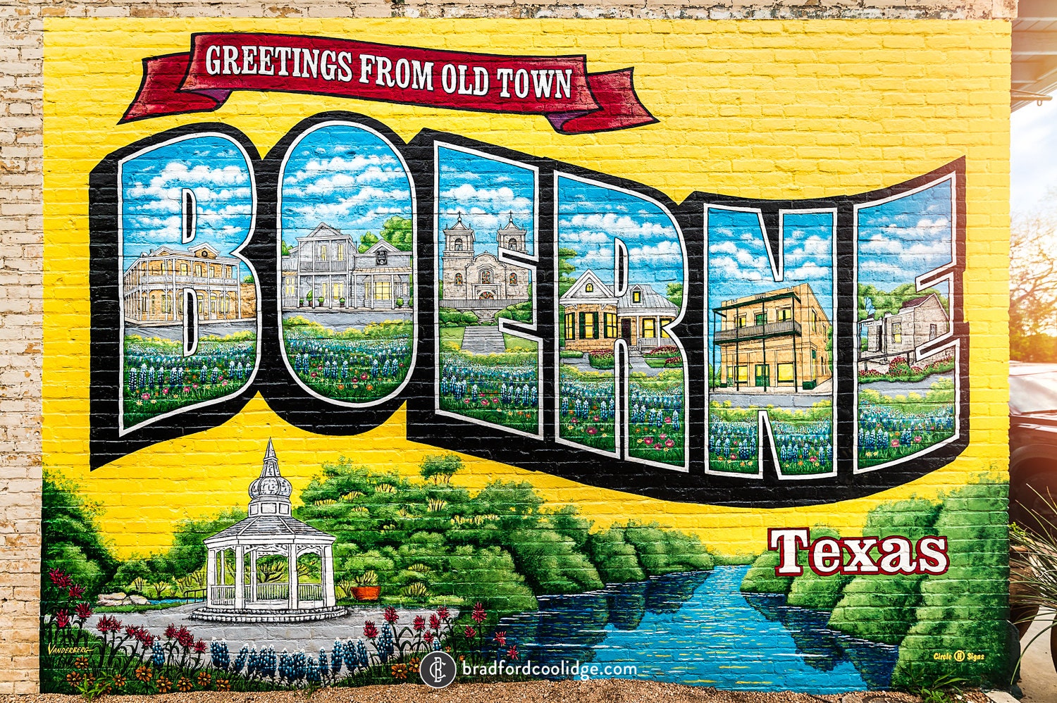 Boerne Postcard Mural