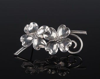 Dogwood silver brooch by Beau of Beaucraft, Rhode Island, 1950s jewellery, floral brooch, Dogwood pin, mid century jewelry, vintage brooch