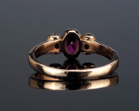 Vintage Diamond Ruby engagement ring, unusual 9ct… - image 6