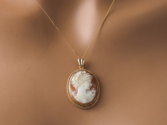 Gold cameo necklace, hand carved shell cameo of a… - image 3