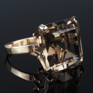Vintage gold ring, chunky 9ct solid gold with Cairngorm smokey quartz large gemstone