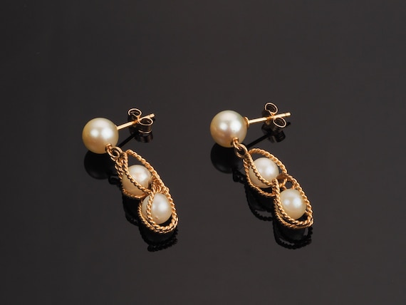 Gold earrings, pearl earrings, vintage earrings, d