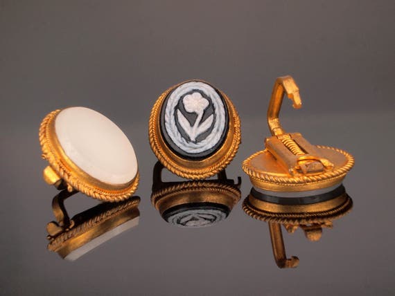 Shirt Studs, Mens Antique Bachelor Buttons, Gilt C