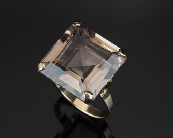 Cairngorm ring, 1970s vintage solid gold ring, smokey smoky quartz ring, large gemstone mounting, huge minimalist statement ring, gift Cairngorm ring, 1970s vintage solid gold ring, smokey smoky quartz ring, large gemstone mounting, huge minimalist statement ring, gift