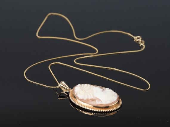 Gold cameo necklace, hand carved shell cameo of a… - image 5