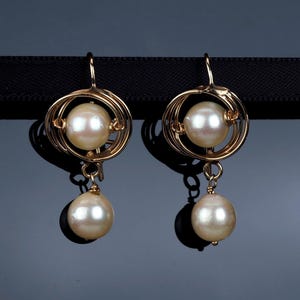 Vintage 9k Gold Double Oyster Pearl Drop Earrings