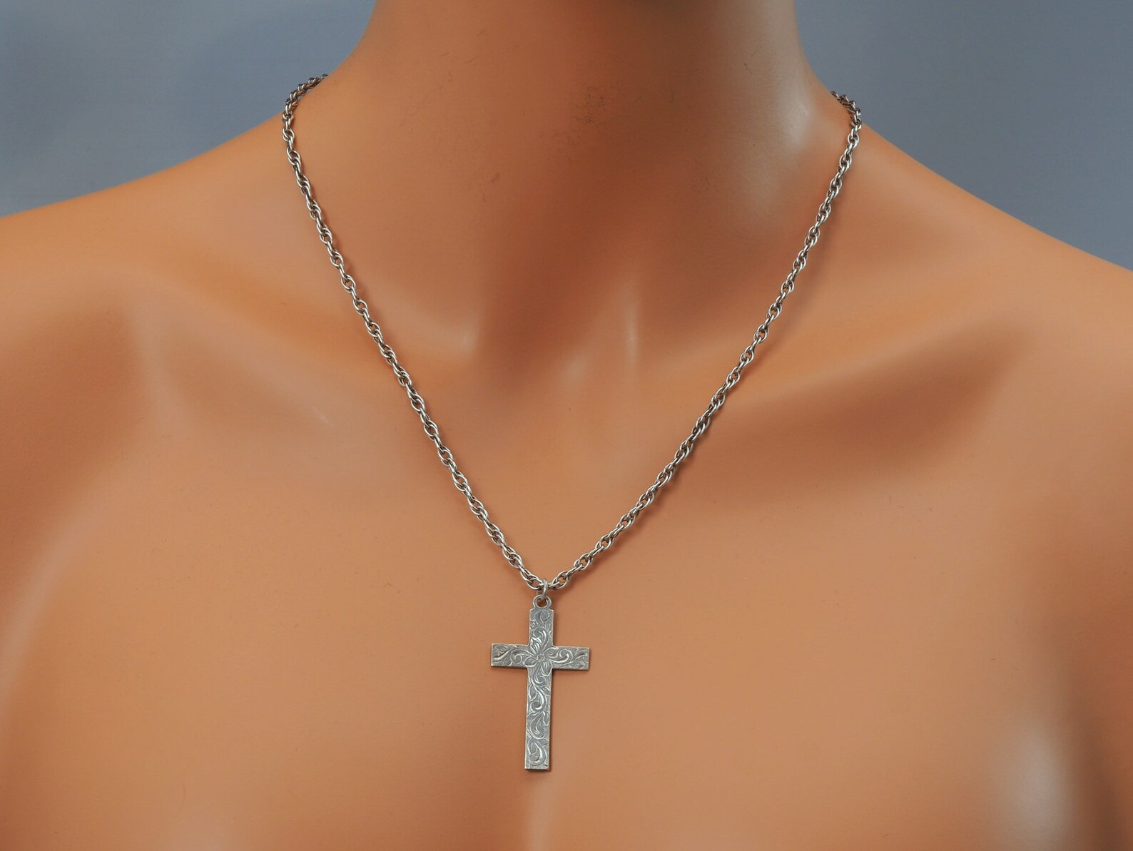Silver Cross Necklace 1975 Cross Pendant on Rope Twist Chain Etsy UK
