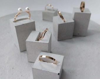 Cube Ring Stand Set of 3, minimal upright ring display, jewellery retail display organiser, geometric concrete jewelry photography prop
