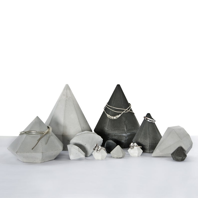 Tall Concrete Diamond Sculpture, Paperweights Jewellery Holder, cement diamond gift, geometric handcrafted diamond beton sculptures image 9