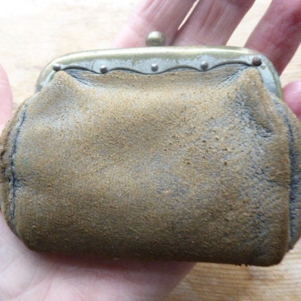 Vintage Victorian/Edwardian real suede leather coin purse