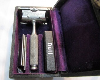 Vintage Antique Ever Ready Safety Razor NY U.S.A. American Razor Co.