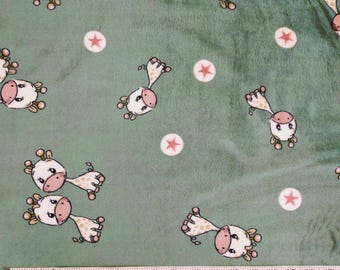 Jirafa susurrante, verde salvia, Minky, estampado de doble cara, 60 pulgadas de ancho, pedido mínimo de 2 yardas, consulte los detalles antes de comprar