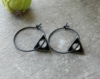 Black Triangle Earrings, Minimalist Ceramic Geometric Earrings Hoop, Porcelain Jewelry, Black Hoop, Minimalist Ceramic Jewelry