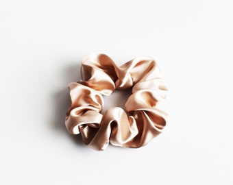 Designer Boutique Scrunchie CHAMPAGNE Scrunchie