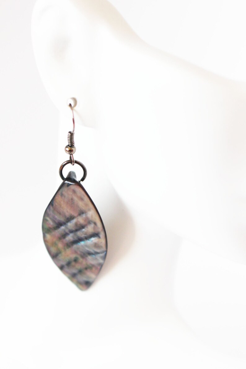 Abalone Mother of Pearl Jewelry Set ~ Necklace /& Earrings