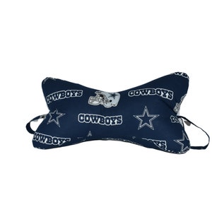 ¡Gana en comodidad con la almohada de viaje de los Dallas Cowboys!