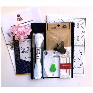 SASHIKO STARTER KIT: Sashiko Guide (Pippen), Fabric, Needles, Thread, Thimble, Threader/Cutter, Transfer Paper