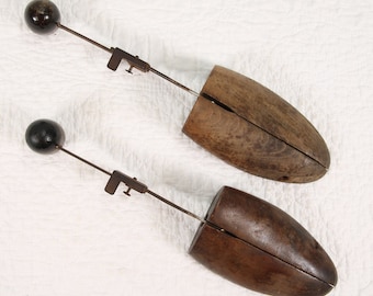 Pair of Vintage Wooden Shoe Trees.  Right And Left #4 Adjustable Shoe Form Keepers