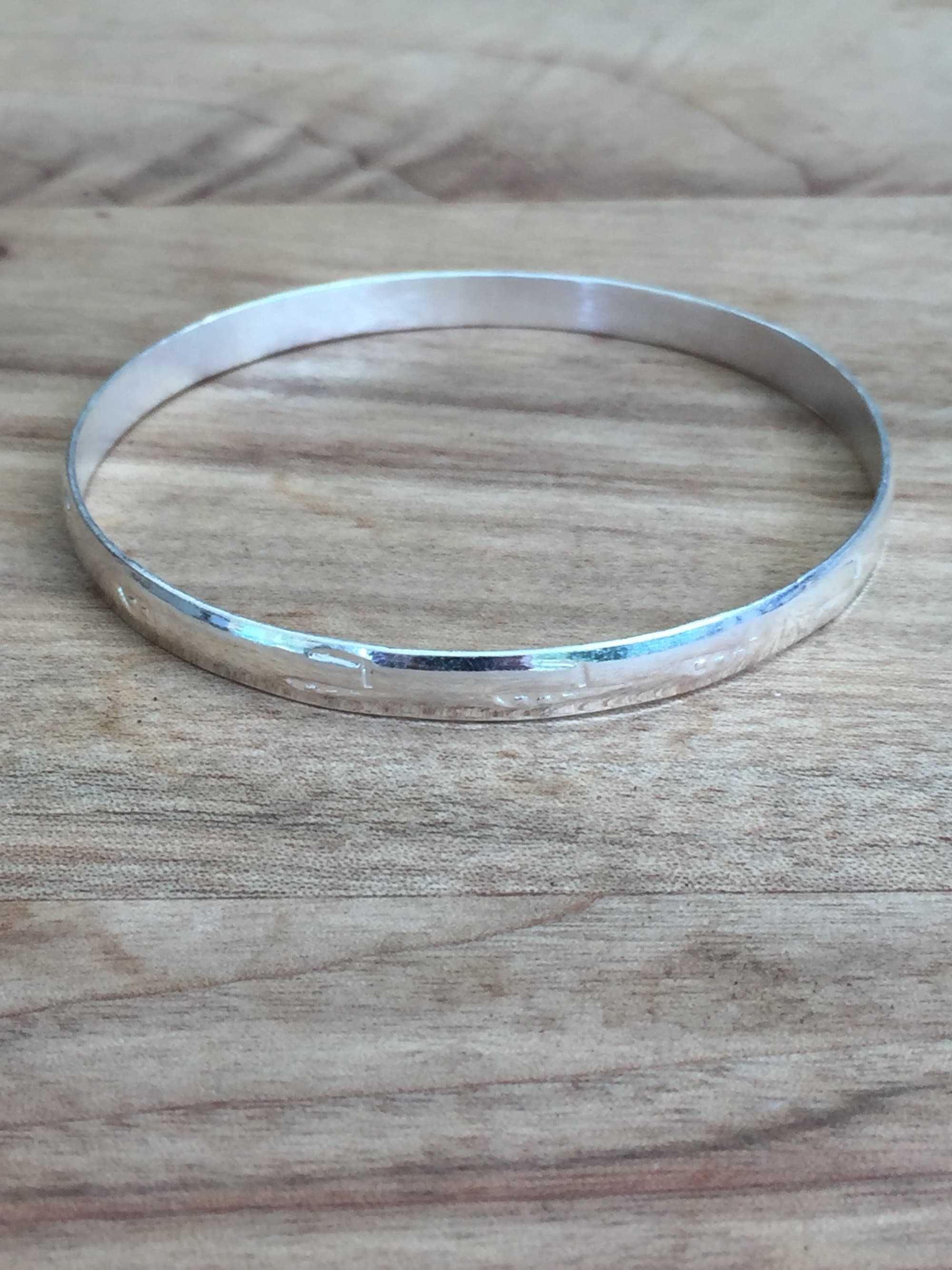 メキシカンシルバーメッキエンボスバングル - Etsy 日本