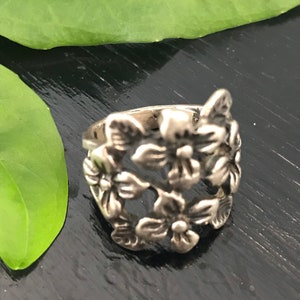 Oxidised Mexican Silver Flower Ring