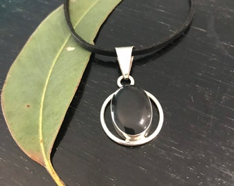 Minimalistischer mexikanischer Silber Onyx Anhänger